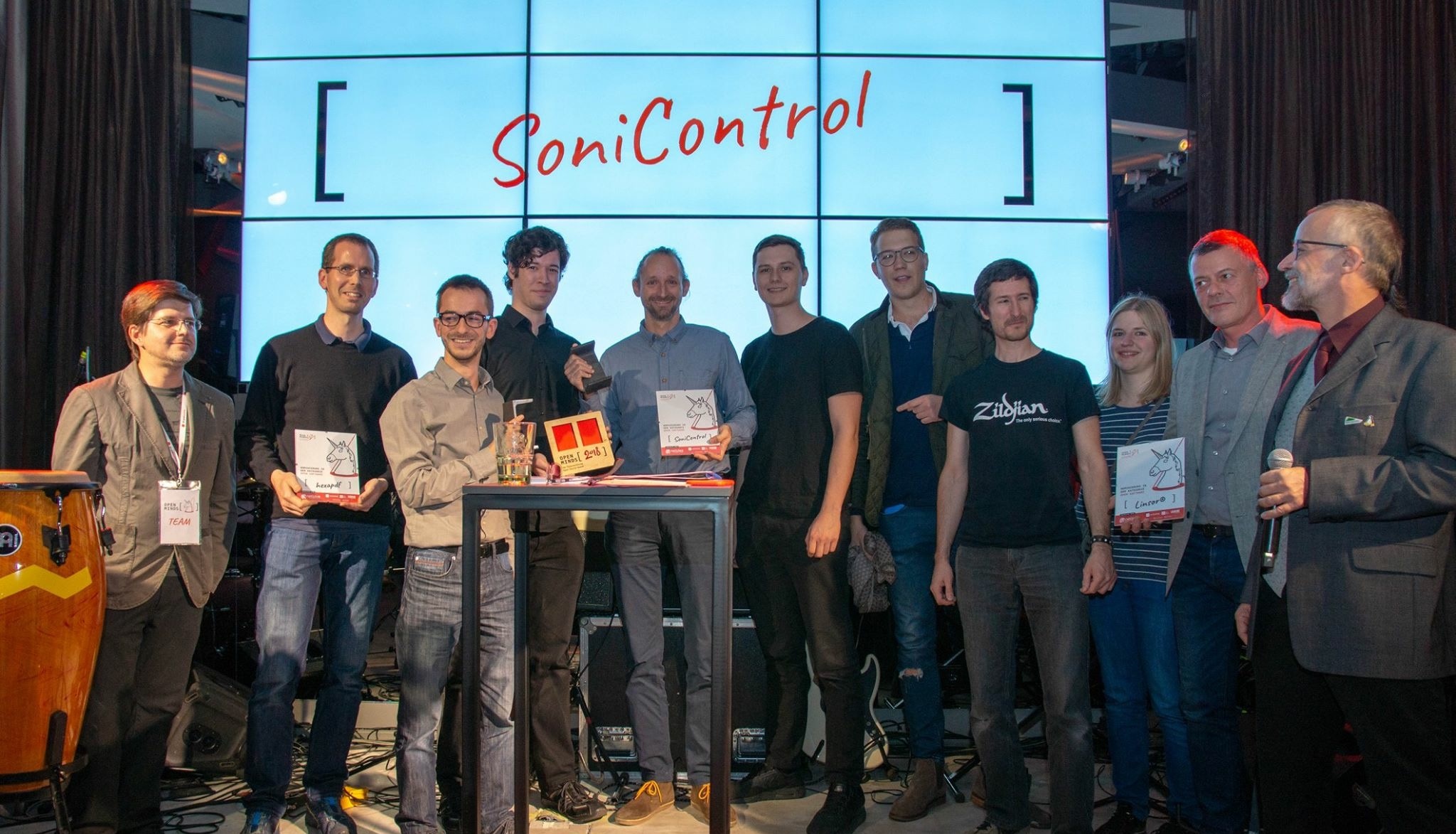 SoniControl team receiving the award - Fotocredit: CC BY-SA Drupal Austria