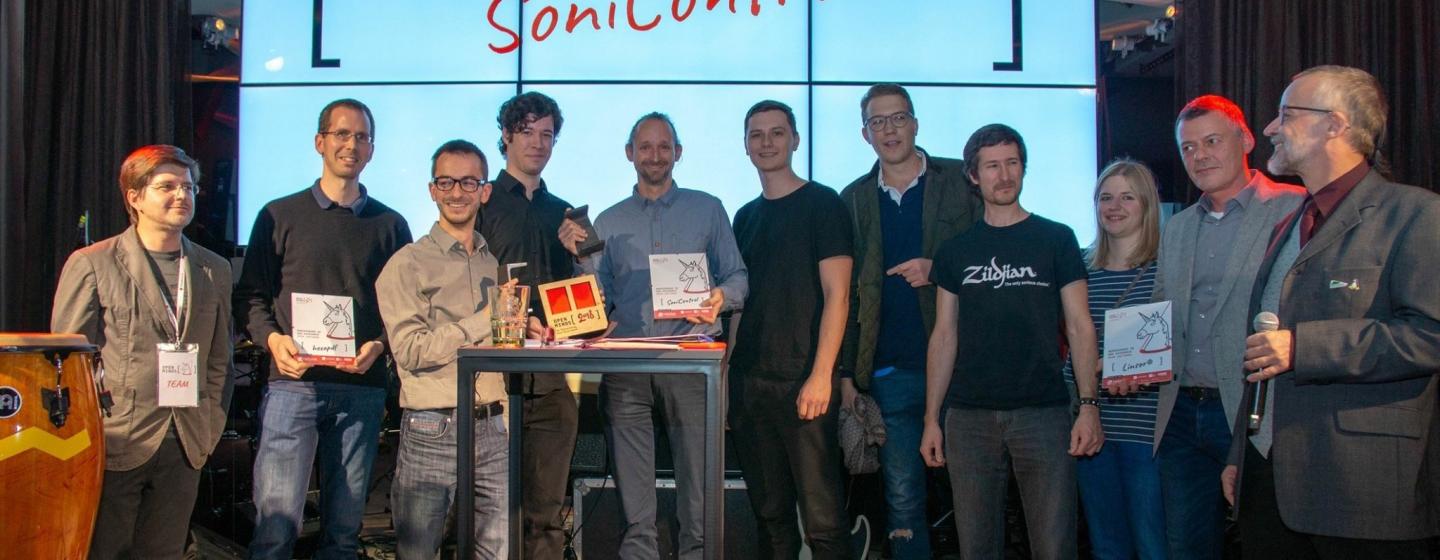 SoniControl team receiving the award - Fotocredit: CC BY-SA Drupal Austria